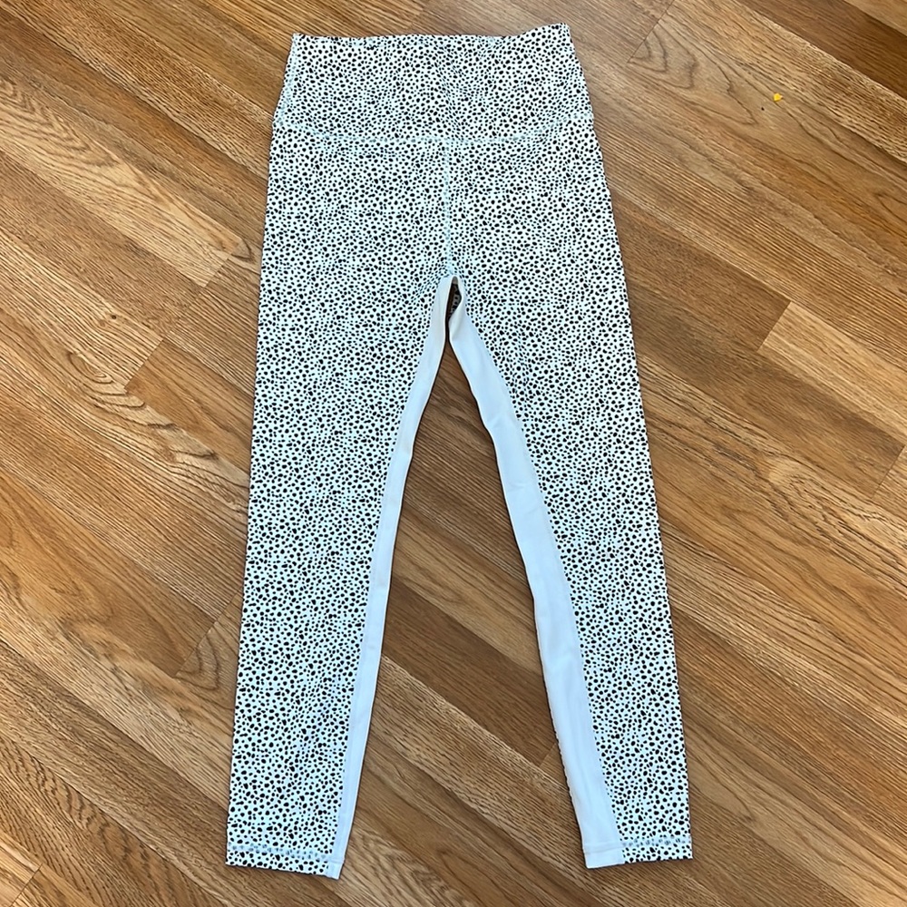 Allfenix Small Dalmatian print leggings